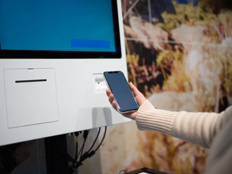 self-checkout solutions to reduce retail shrinkage